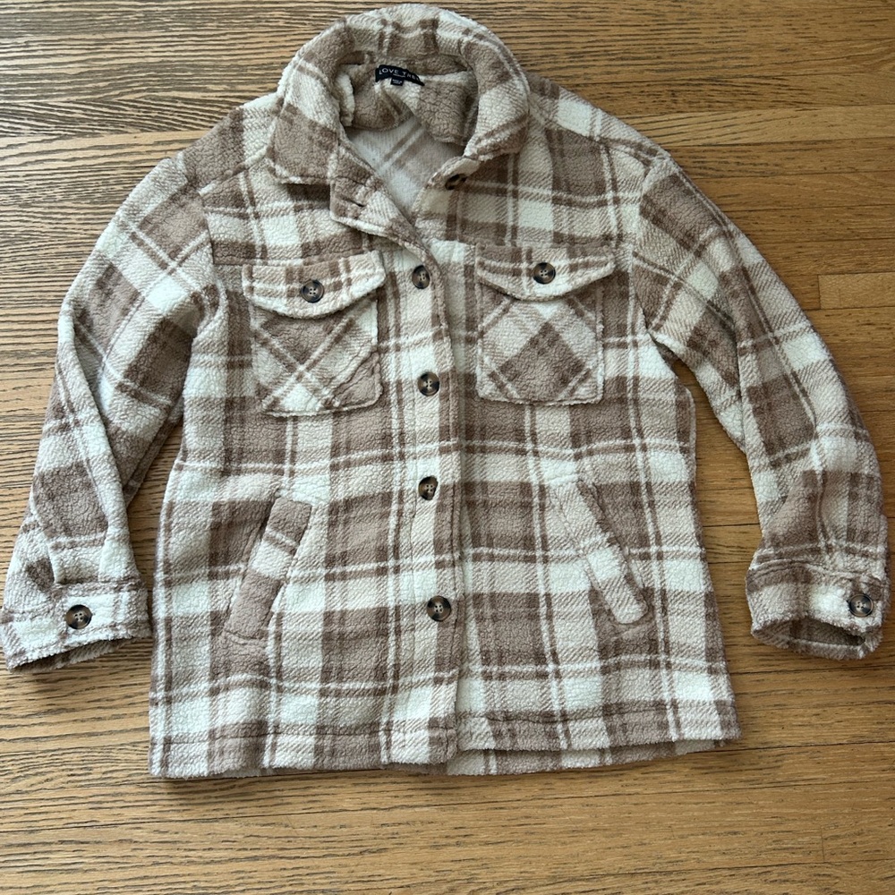Love Tree Sherpa Plaid Jacket in Cream and Light Brown